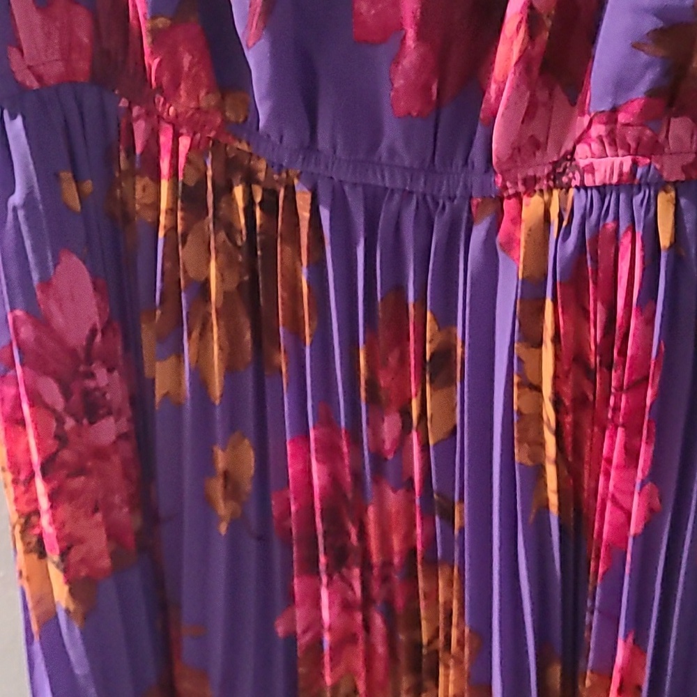 Sofia Vergara Women's Colorful Floral‎ Print Satin Midi Maxi Dress - Picture 6 of 16
